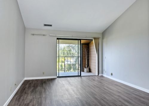 802 Kalpati Cir, Carlsbad, CA 92008-4157