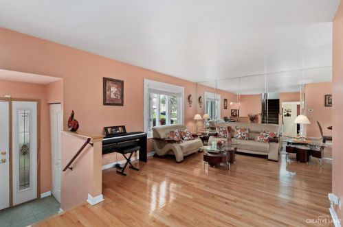 205 Deerpath Rd, Matteson, IL 60443-1129