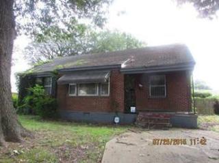 1024 Seymour St, Memphis, TN 38108-3031