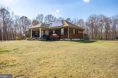 186 4th Ave, Estell Manor, NJ 08319-1726