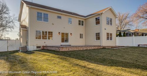 57 Louis Cir, Tinton Falls NJ  07701-6220 exterior