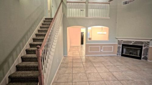 7205 Royal Oak Dr, Fort Worth TX  76126-4526 exterior