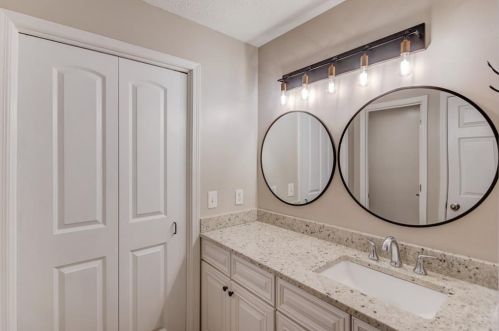 1000 Camden Ct, Atlanta GA  30327-4276 exterior