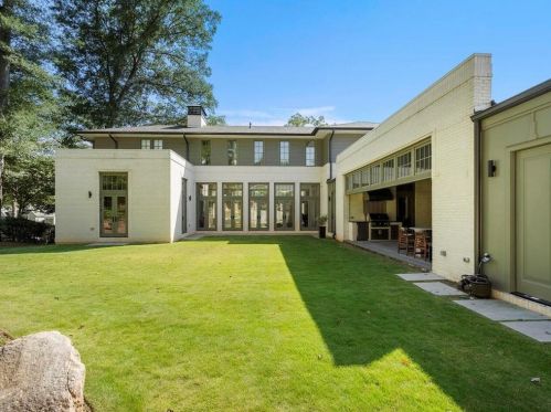 1741 Friar Tuck Rd, Atlanta GA  30309-2659 exterior
