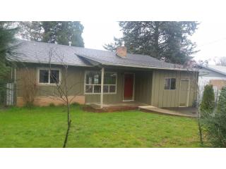 376 Bradford Ave, Roseburg OR  97471-2366 exterior
