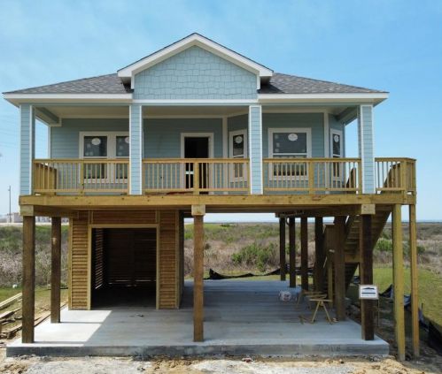 25255 Sausalito Dr, Galveston, TX 77554-6910