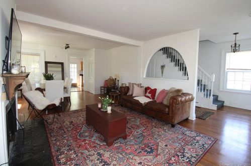 1037 North St, Greenwich CT  06831-2701 exterior