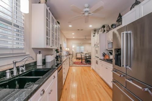 1704 Virginia Pl, Fort Worth TX  76107-2434 exterior