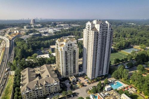795 Hammond Dr, Atlanta GA  30328-5517 exterior