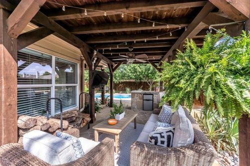 4100 Vinyard Way, Argyle TX  76226-2446 exterior