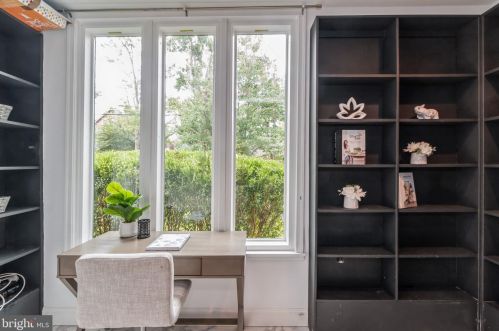 305 Westmont Ave, Haddonfield NJ 08033-2318 exterior