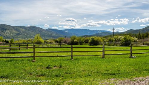1645 Capitol Creek Rd, Snowmass CO 81654-9337 exterior