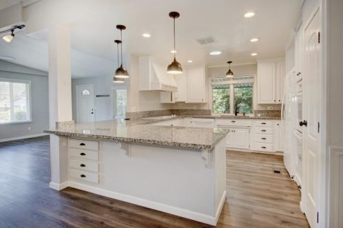 6135 Summerset Ln, Citrus Heights, CA 95621-3574