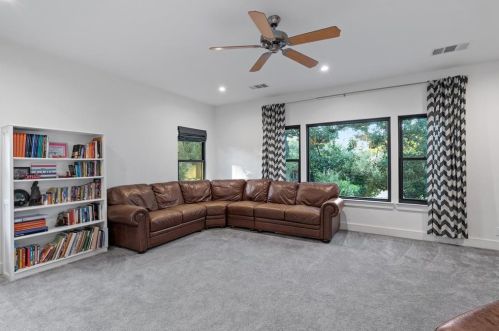 10402 Cassia Cv, Austin TX  exterior