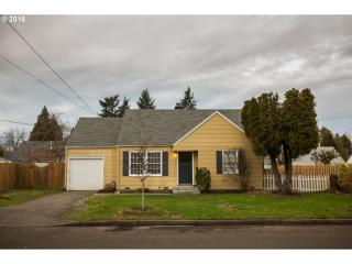 7017 Sumner St, Portland, OR 97218-3449