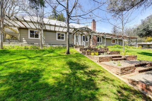 4211 Park Ave, Fair Oaks, CA 95628-7656
