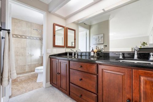 1938 White Birch Dr, Vista CA  92081-7316 exterior