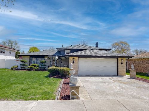 10733 Nordica Ave, Worth, IL 60482-1442