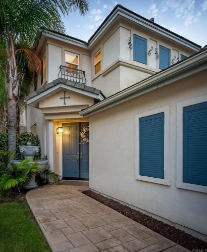 5781 Concord Woods Way, San Diego, CA 92130-4881