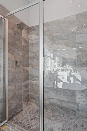 1394 Metropolitan Pkwy, Atlanta GA  30310-4451 exterior