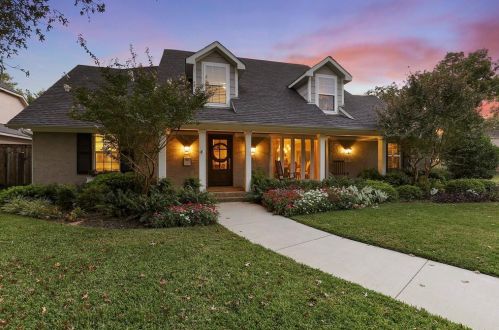 9535 Fieldcrest Dr, Dallas, TX 75238-2511