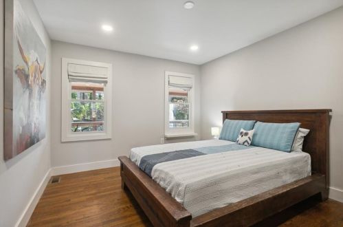 1615 Fama Dr, Atlanta GA  30329-3311 exterior