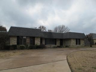 1402 Rosedale St, Ardmore, OK 73401-3714