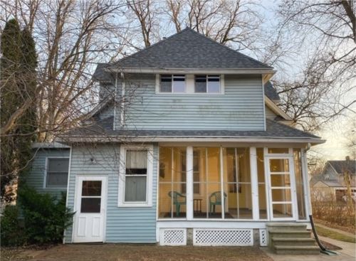615 Morgan St, Nelson, IL 61021-2255
