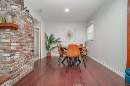 10231 Eglise Ave, Downey CA  90241-2920 exterior