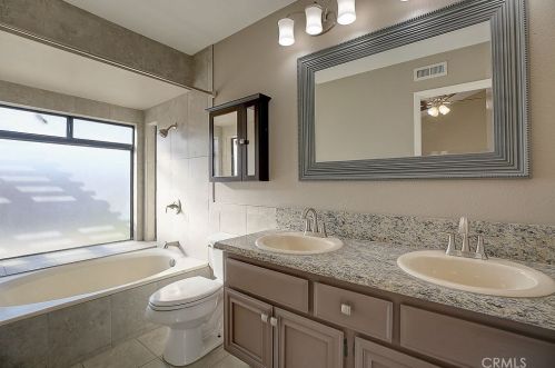 2544 Lark Ellen Ln, Anaheim CA  92806-5606 exterior