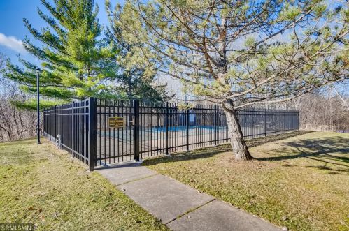 3150 Glen Oaks Ave, Saint Paul MN  55110-5669 exterior