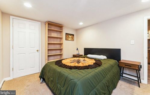 1609 Brisbane St, Silver Spring MD  20902-3903 exterior