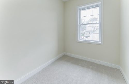 805 Colby Ave, Silver Spring MD 20912-5849 exterior