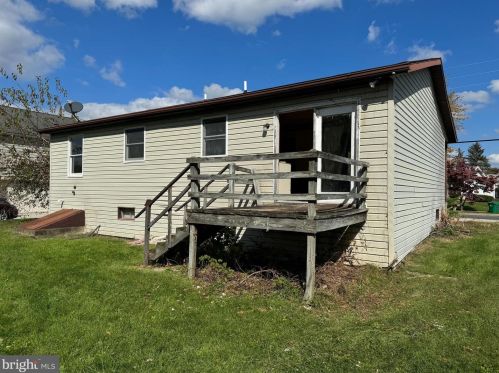 532 Poplar St, Hanover, PA 17331-4932