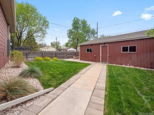 3001 Clarkson St, Englewood CO  80113-1707 exterior