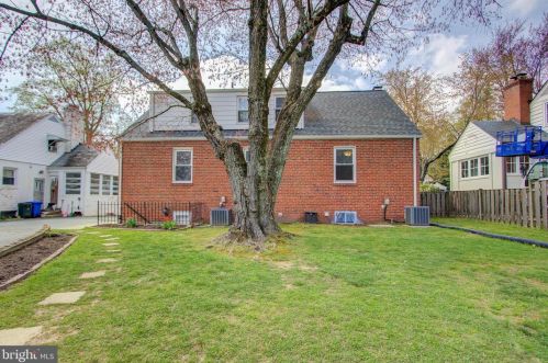 10009 Dallas Ave, Silver Spring MD 20901-2240 exterior