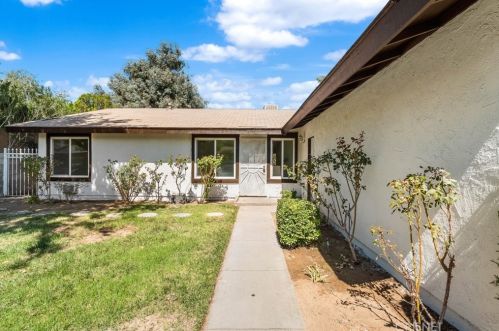 3609 Avenue, Lancaster, CA 93535-7715