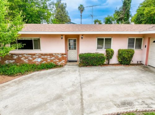 115 Hilton Ave, Redlands, CA 92373-6843