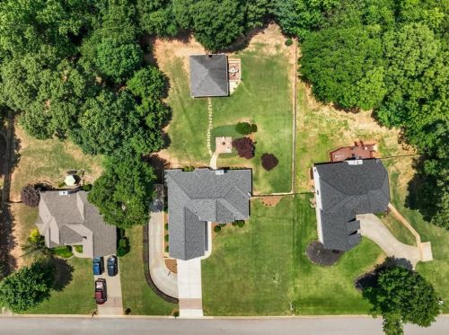 214 Palmer Ct, Jefferson GA  exterior
