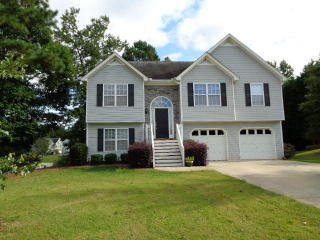 300 Birch Ct, Carrollton, GA 30116-4640