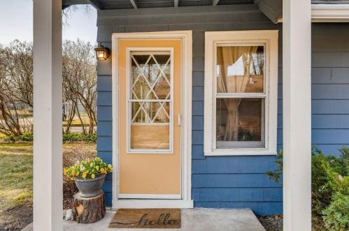 4195 Homewood Ave, Saint Paul MN  55110-3921 exterior