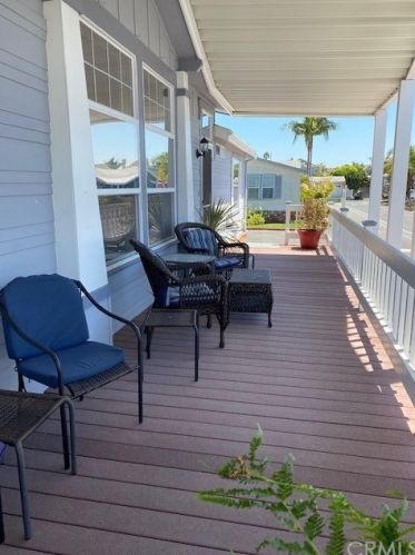 20701 Beach Blvd, Huntington Beach CA  92648-4908 exterior