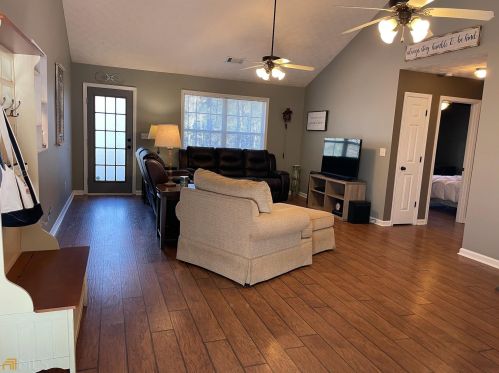 331 Goldfinch Cir, Monticello, GA 31064-8862