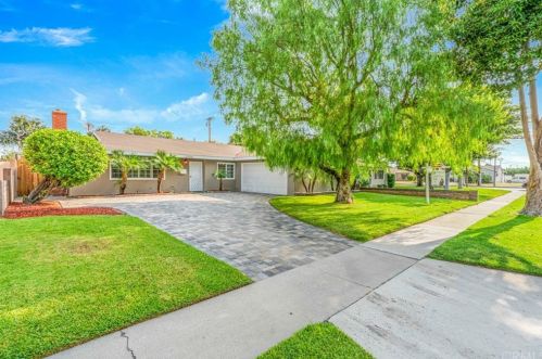 2305 Olive Ave, Fullerton, CA 92833-3534
