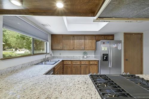 3401 Cactus Wren Way, Austin TX  78746-6636 exterior