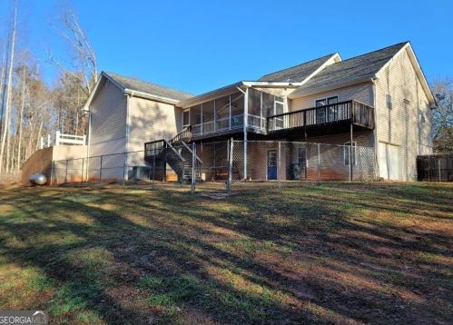 471 Bonnie Pearl Ln, Cleveland, GA 30528-4669