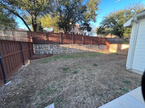 9819 Cliffside Dr, Irving TX  75063-5039 exterior