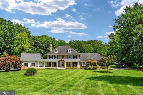 2909 Conne Mara Dr, Davidsonville, MD 21035-1606