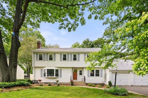 66 Brewster Rd, Hartford, CT 06117-2210