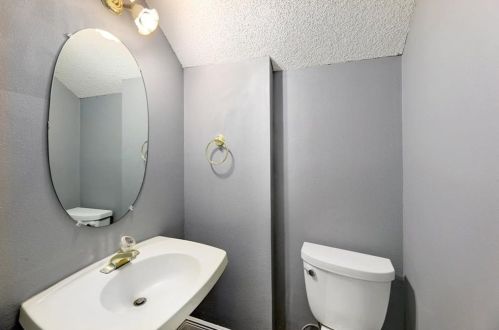 7704 Basil Dr, Austin TX  78750-7930 exterior